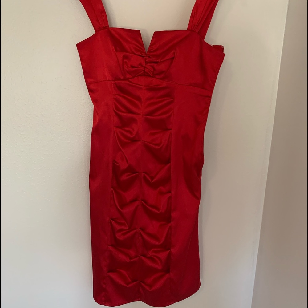 Stunning red party dress